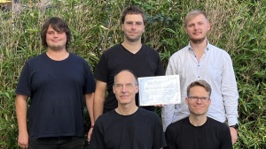 Mitglieder der Arbeitsgruppe Datenbanken und Informationssysteme und befreundeter Institute präsentieren Auszeichnungen Ihrer Arbeit